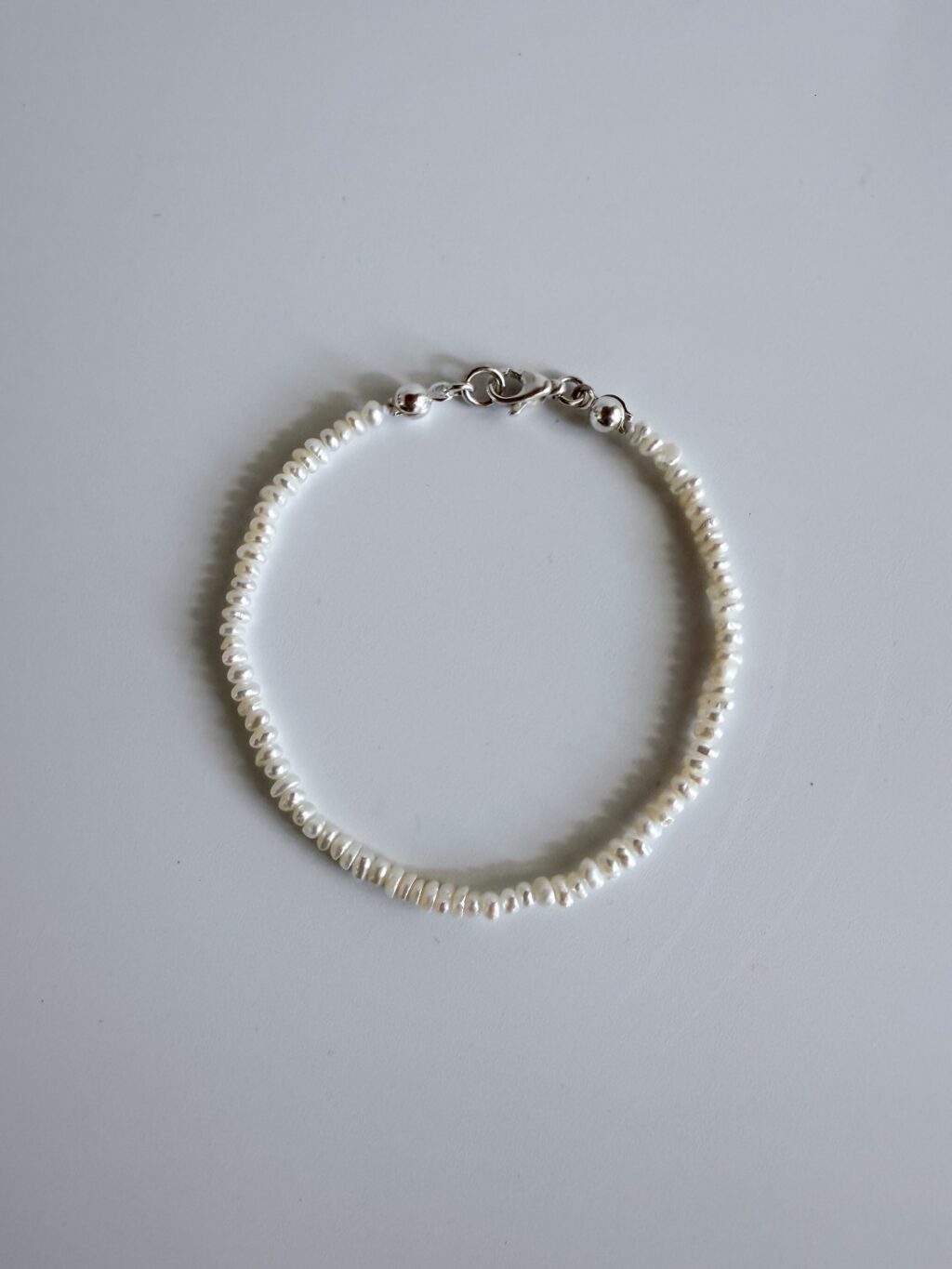 Tiny Pearl Bracelet