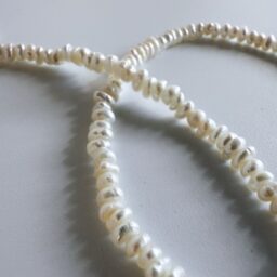 Tiny Pearl Bracelet