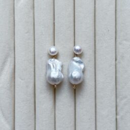 Ballerina Earrings All-White