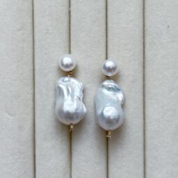 Ballerina Earrings All-White