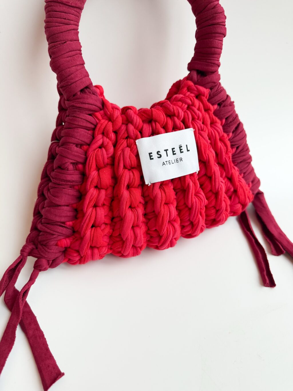 img_1809-2 HOOKED BAG 2.0 (23x13cm)