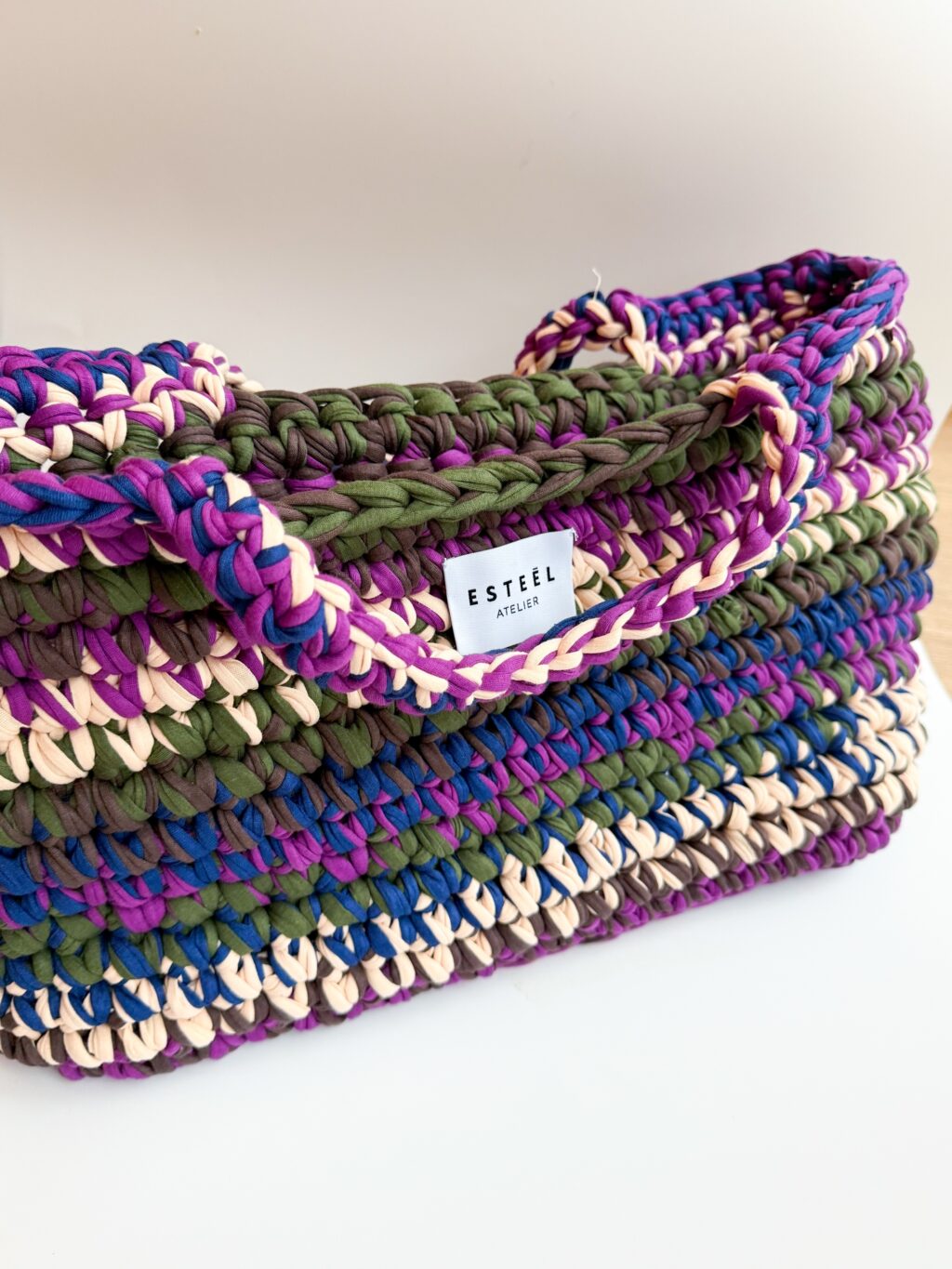 img_1826-3 HOOKED BAG (50x25cm)